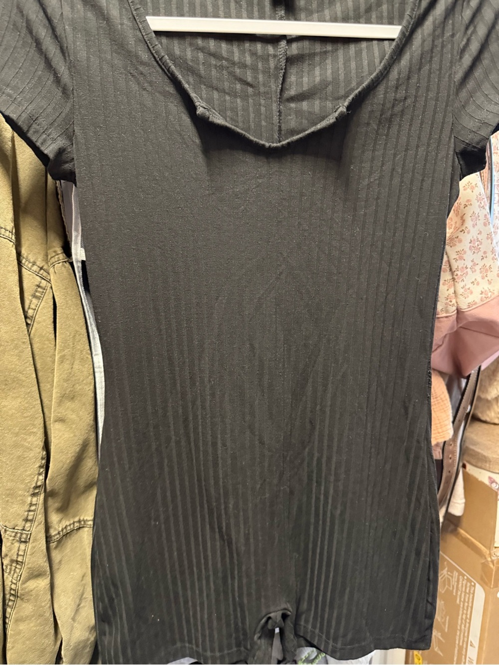 SHEIN Black Ribbed Short Sleeve Bodysuit